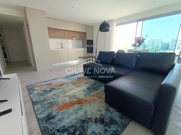 T2 NOVO para arrendamento em Canidelo 