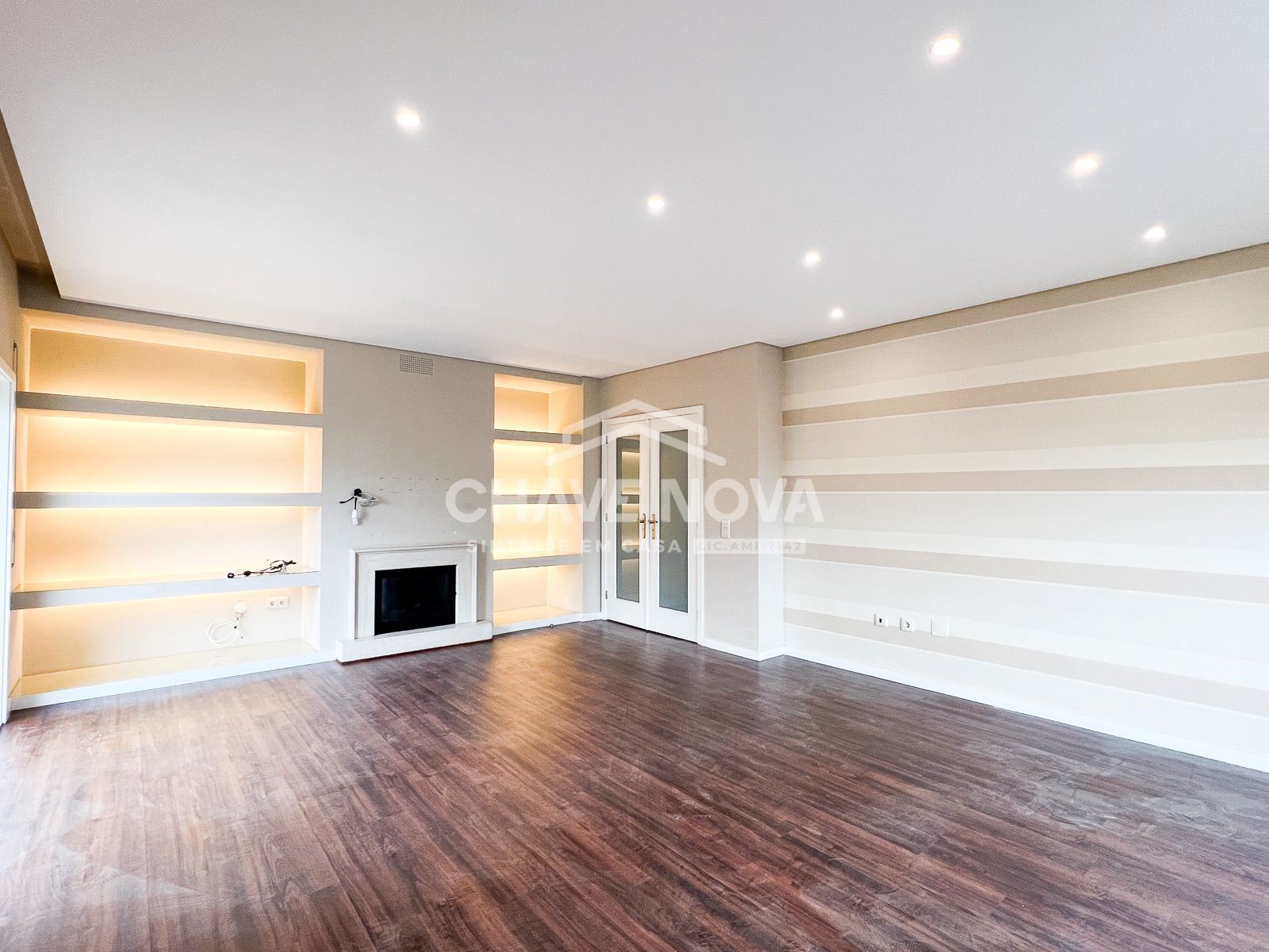 Apartamento T3 para Venda em Canelas