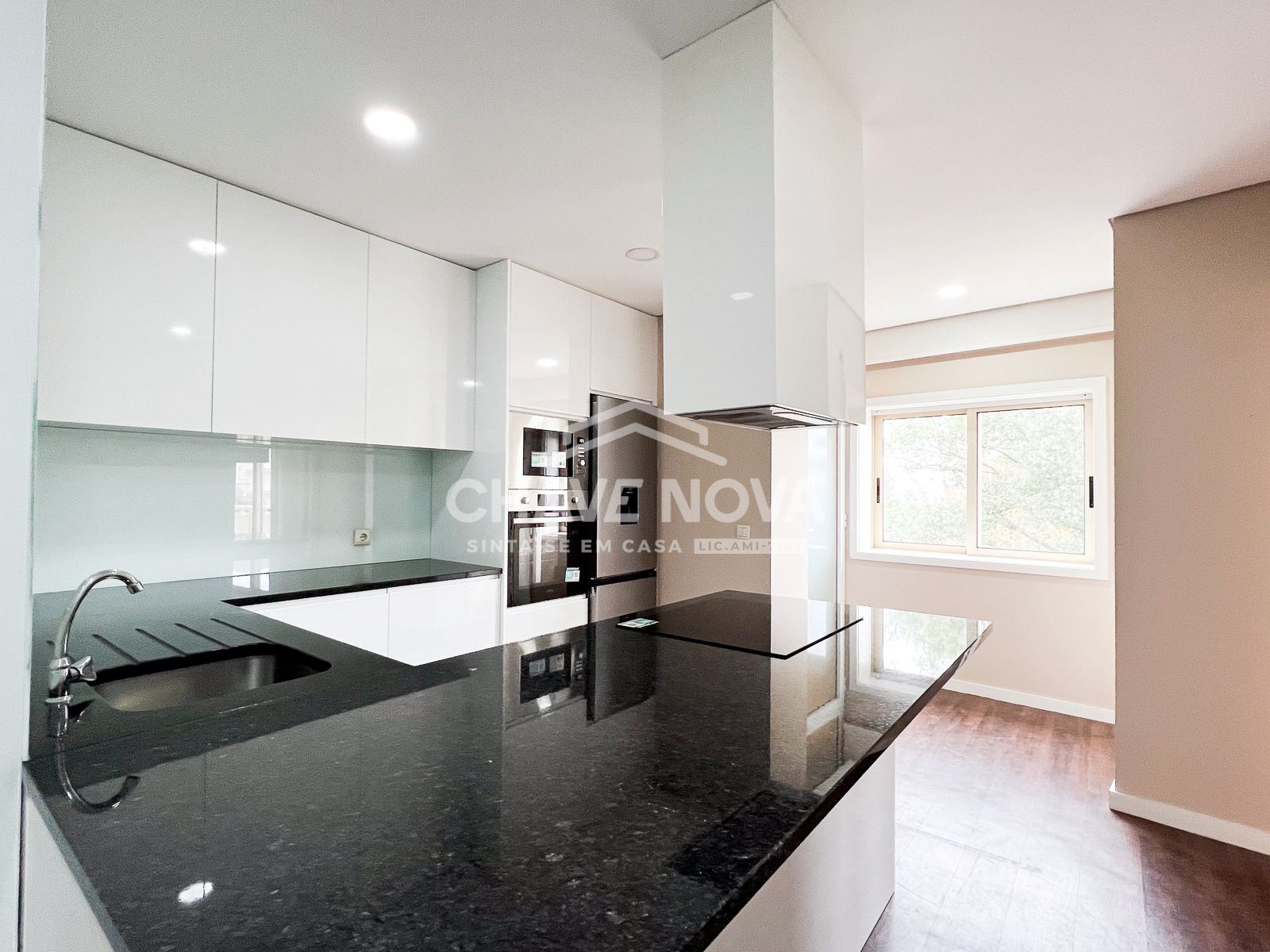 Apartamento T3 para Venda em Canelas