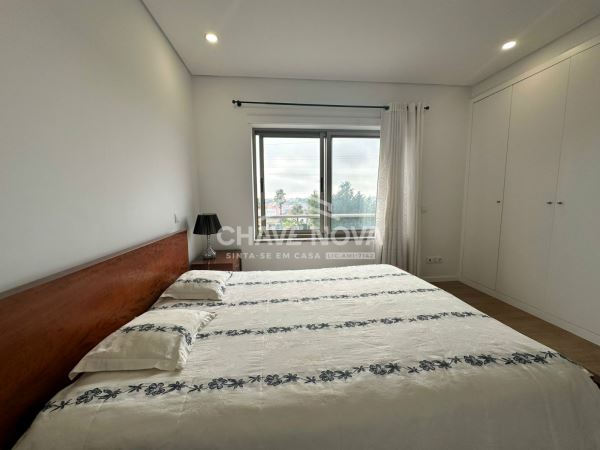 Apartamento T3 c/ Vista Mar e 2 Lugares de Garagem em Esmoriz