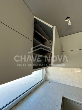 Moradia T4 Nova praias Canidelo pronta habitar