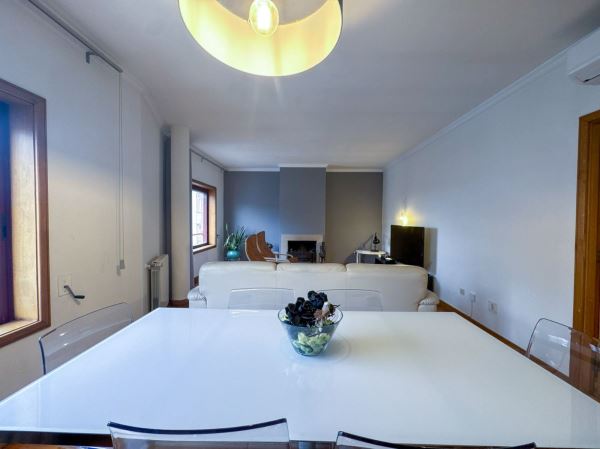 Apartamento T2 - Mobilado e equipado -  Próximo a Estação Dom João II - Vila Nova de Gaia