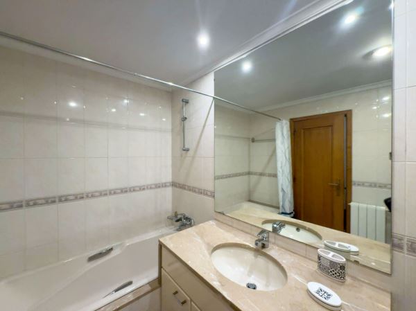 Apartamento T2 - Mobilado e equipado -  Próximo a Estação Dom João II - Vila Nova de Gaia