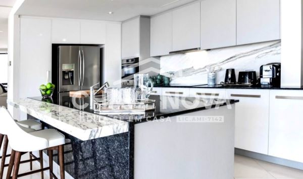 Moradia V4 Parceiros-Leiria Condomínio Fechado com Piscina