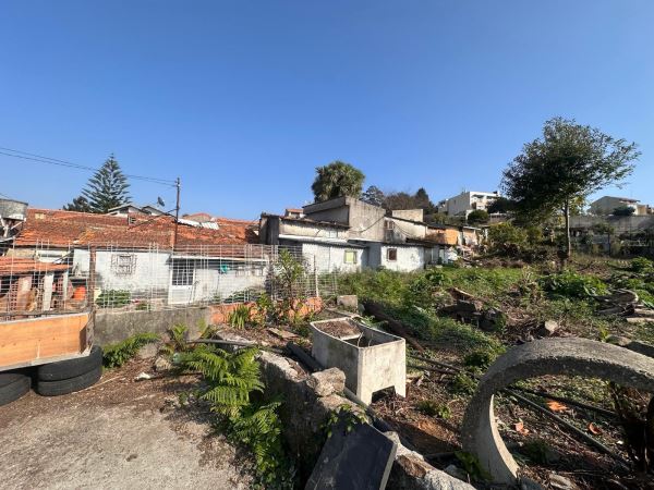 3 Casas em Ruinas para Reabilitar 3 Casas em Ruinas para Reabilitar
