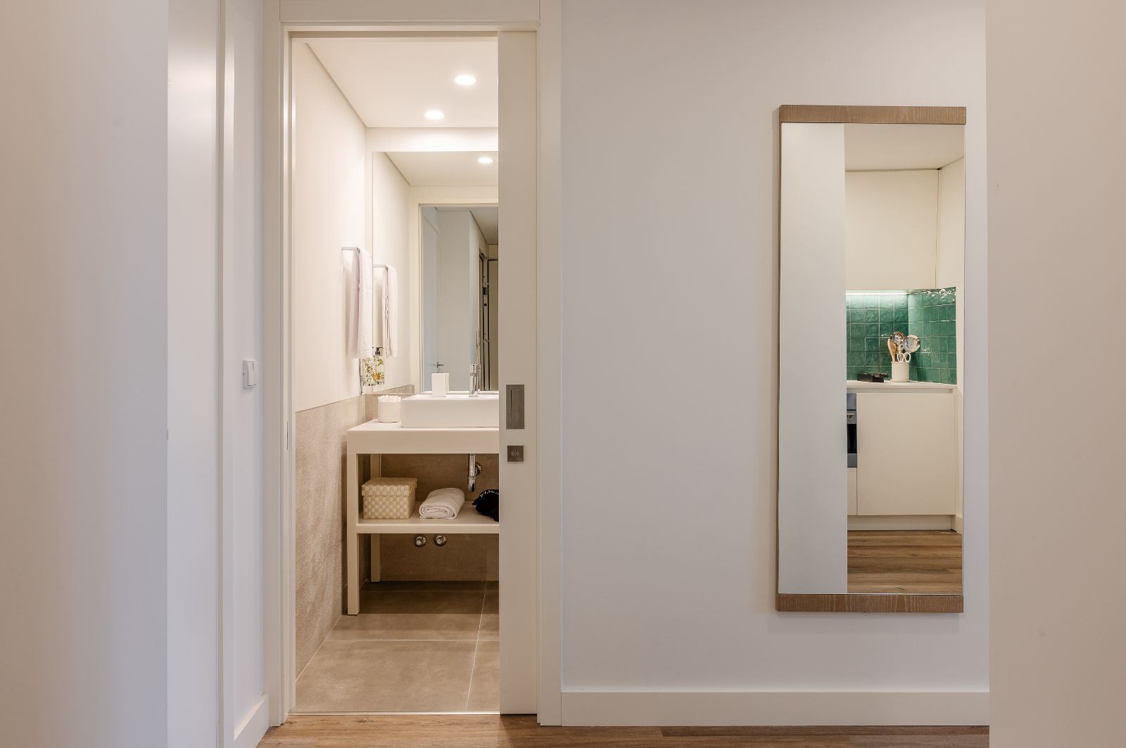 T1 (T0 + T0) - LUXO EMPREENDIMENTO FERVENÇA PLACE (Junto Ponte D. Luís I, a Sé e as Caves do Vinho do Porto)