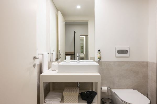 T1 (T0 + T0) - LUXO EMPREENDIMENTO FERVENÇA PLACE (Junto Ponte D. Luís I, a Sé e as Caves do Vinho do Porto)