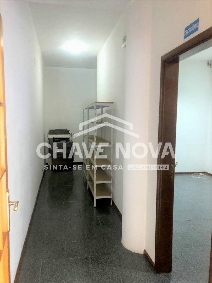 Loja para Venda em Mafamude e Vilar do Paraíso