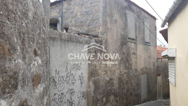 Terreno Urbano em Canidelo Potencial para Construção Multifamiliar Terreno Urbano em Canidelo Potencial para Construção Multifamiliar