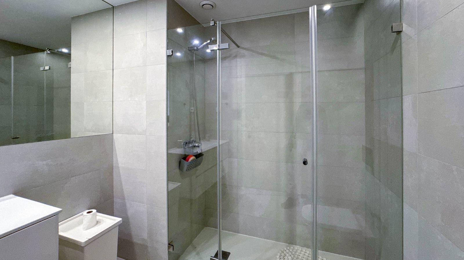 Apartamento T1 para Arrendamento em Mafamude e Vilar do Paraíso