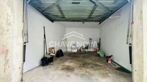 Apartamento T3 Totalmente Renovado – Excelente Localização