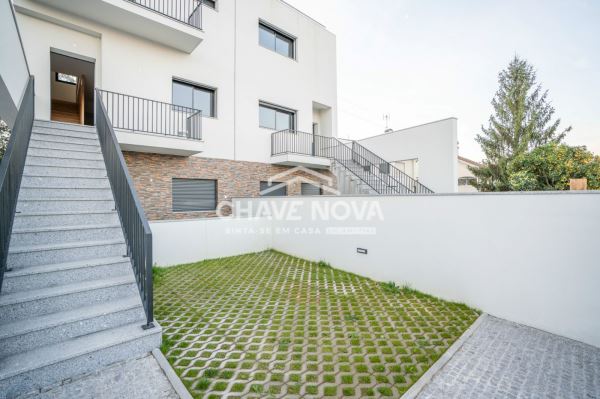 Apartamento T0 em Alfena