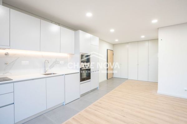 Apartamento T0 em Alfena