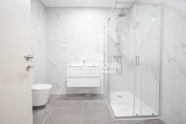 Apartamento T0 em Alfena