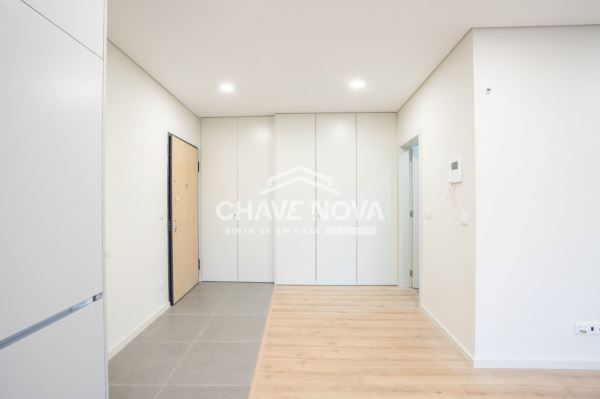 Apartamento T0 em Alfena