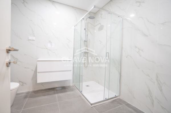 Apartamento T1 Novo para Arrendamento em Alfena – Jardim Privativo e Estacionamento com Acesso Direto pela Rua Apartamento T1 Novo para Arrendamento em Alfena – Jardim Privativo e Estacionamento com Acesso Direto pela Rua