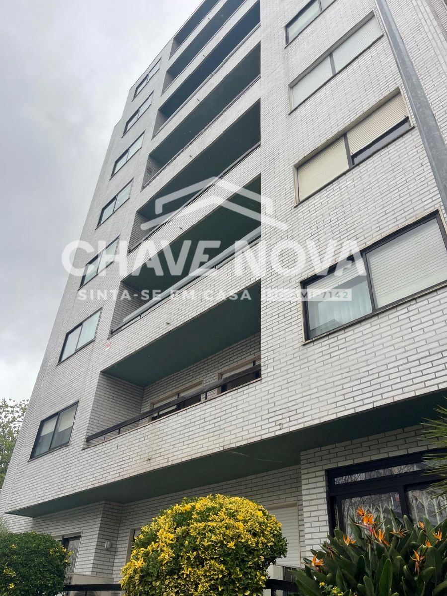 Apartamento T4 para Venda em Ramalde