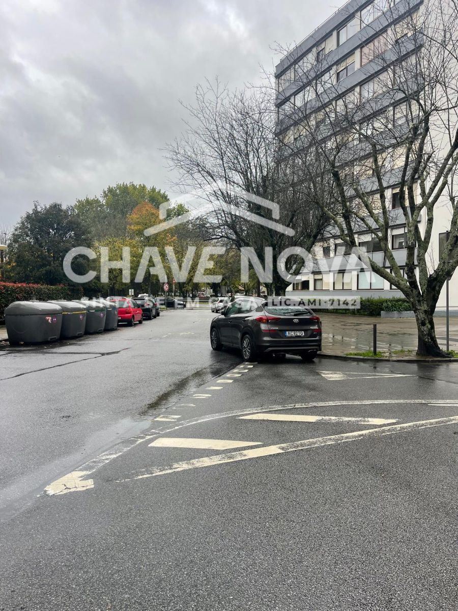 Apartamento T4 para Venda em Ramalde