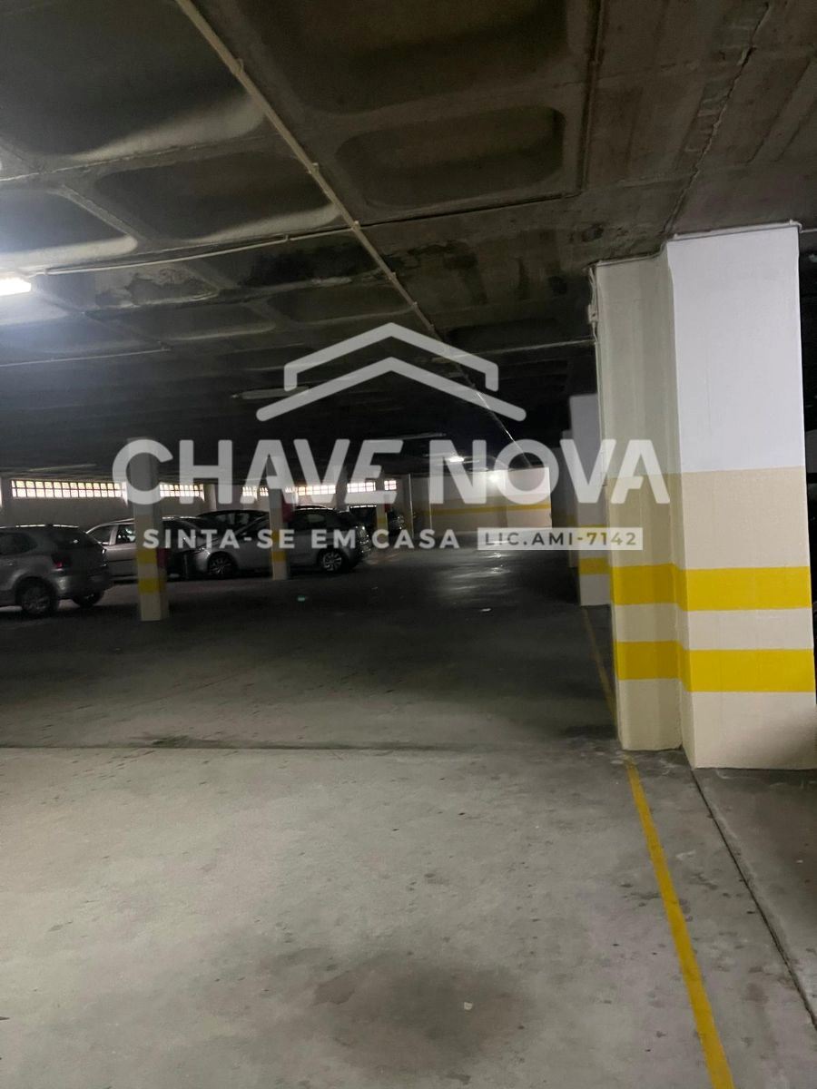 Apartamento T4 para Venda em Ramalde