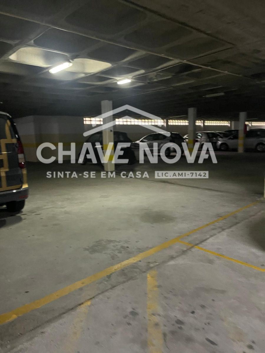 Apartamento T4 para Venda em Ramalde