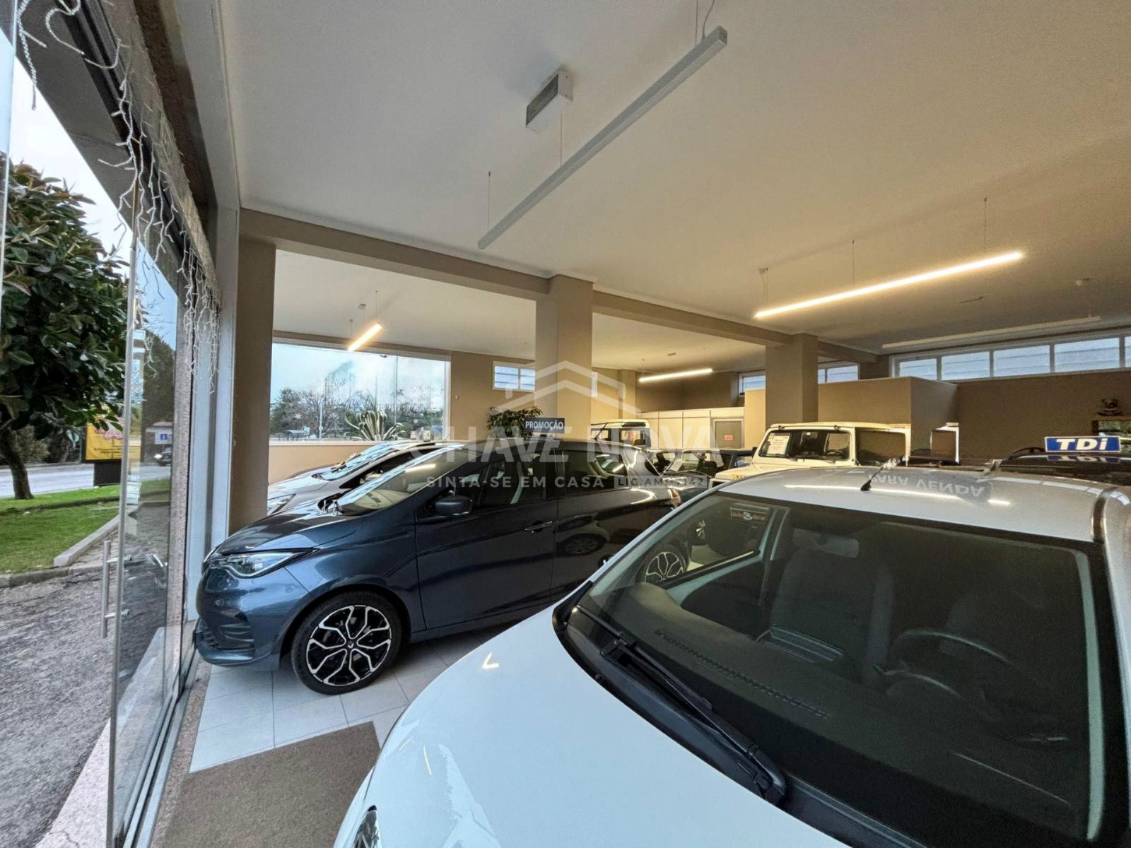 Loja para Arrendamento em Mafamude e Vilar do Paraíso