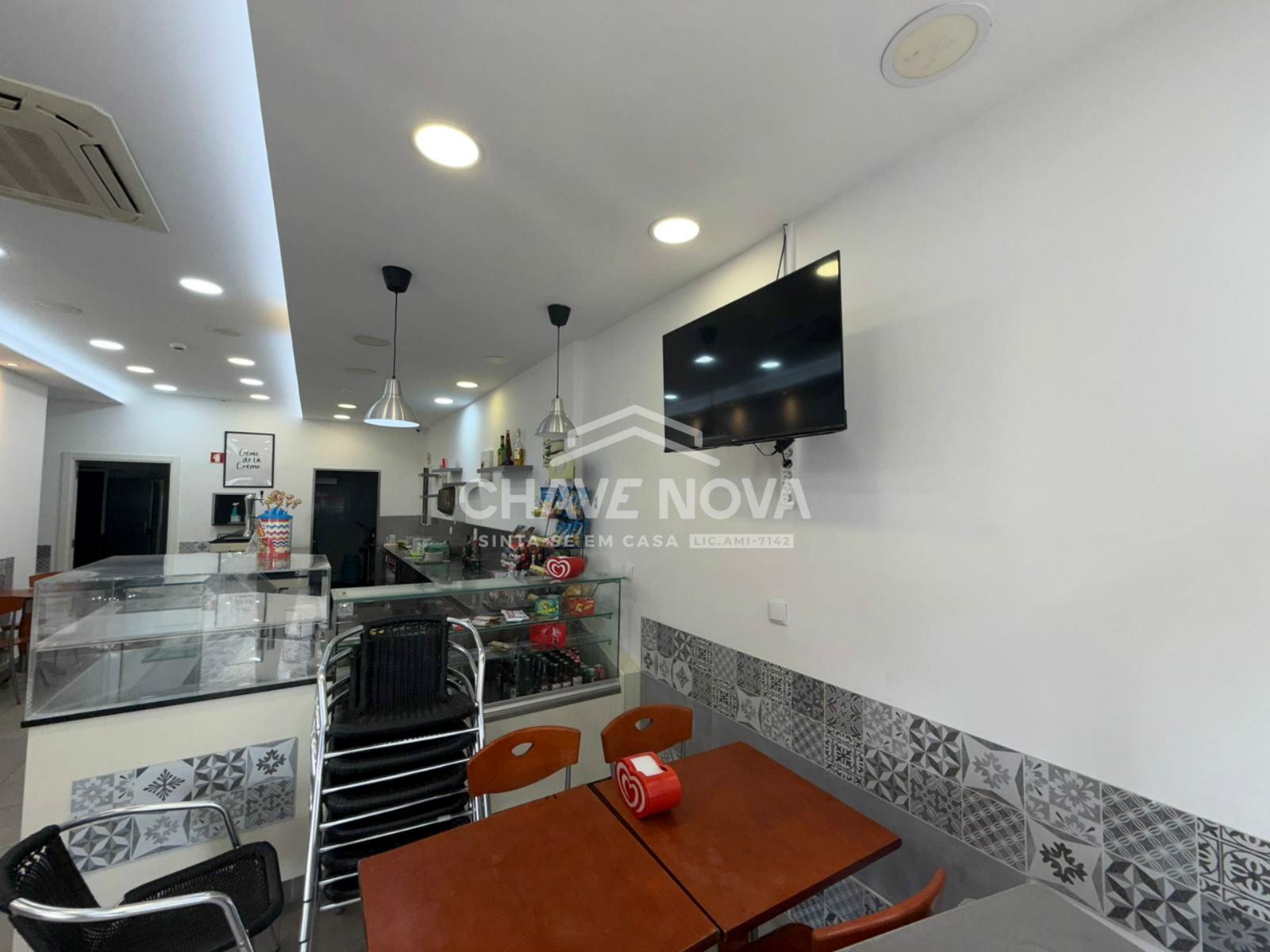 Loja para Venda em Póvoa de Santo Adrião e Olival Basto