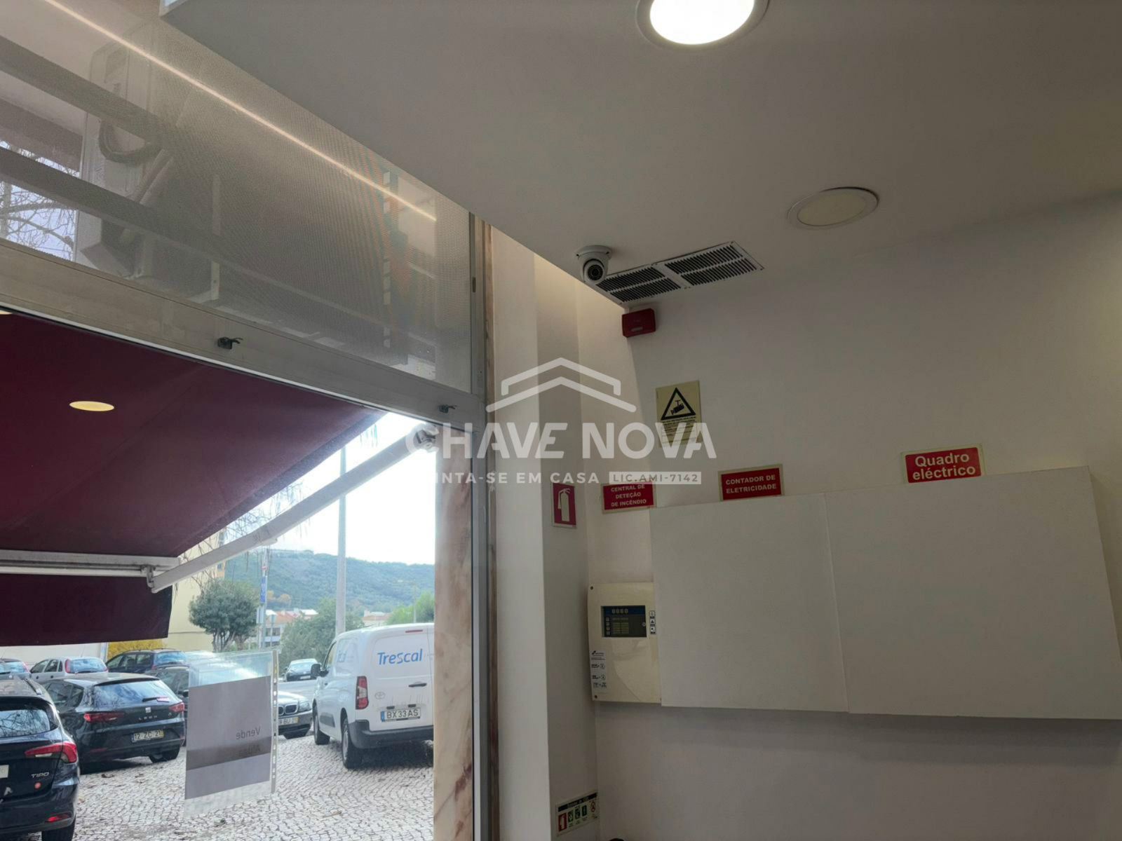 Loja para Venda em Póvoa de Santo Adrião e Olival Basto