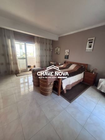 Apartamento T4 para Venda em Albufeira e Olhos de Água