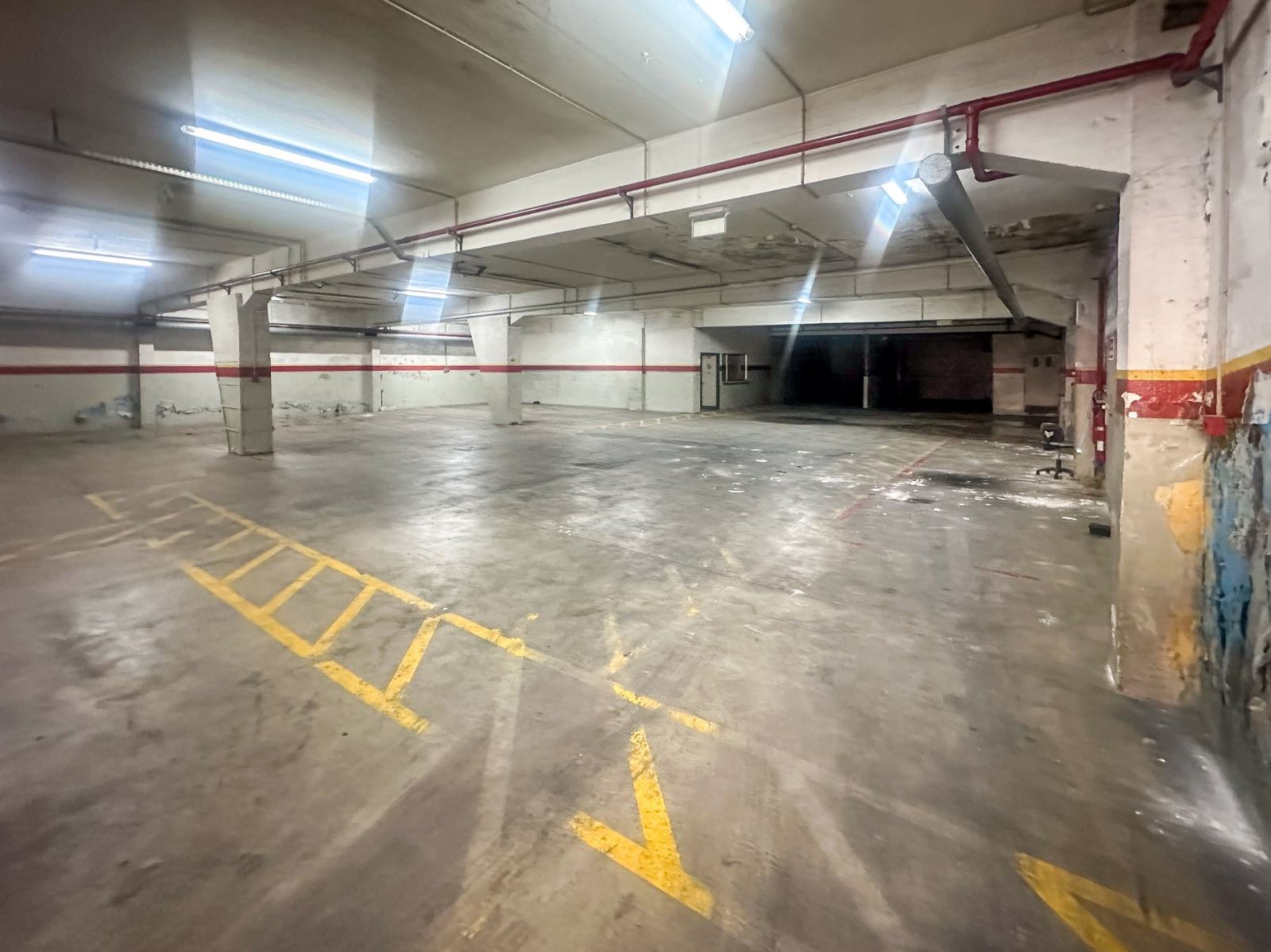 Armazém para Arrendamento em Mafamude e Vilar do Paraíso