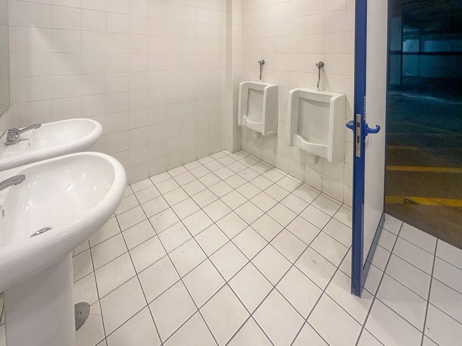 Armazém para Arrendamento em Mafamude e Vilar do Paraíso