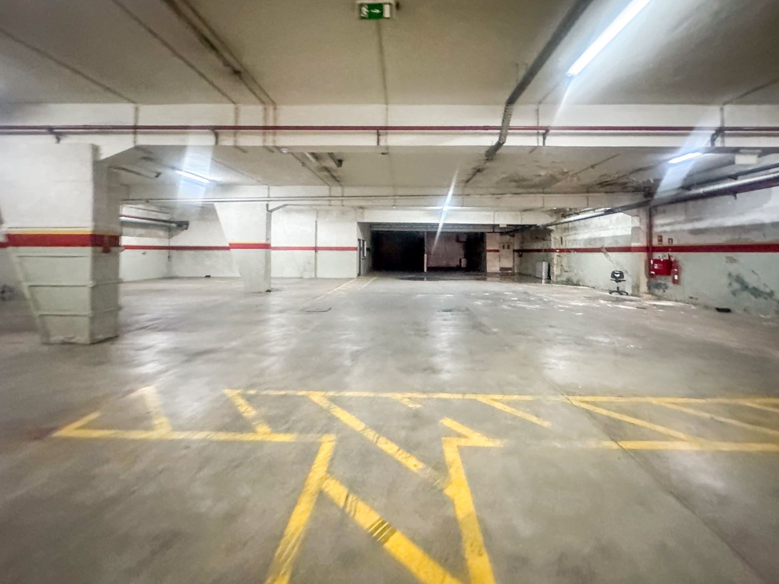 Armazém para Arrendamento em Mafamude e Vilar do Paraíso