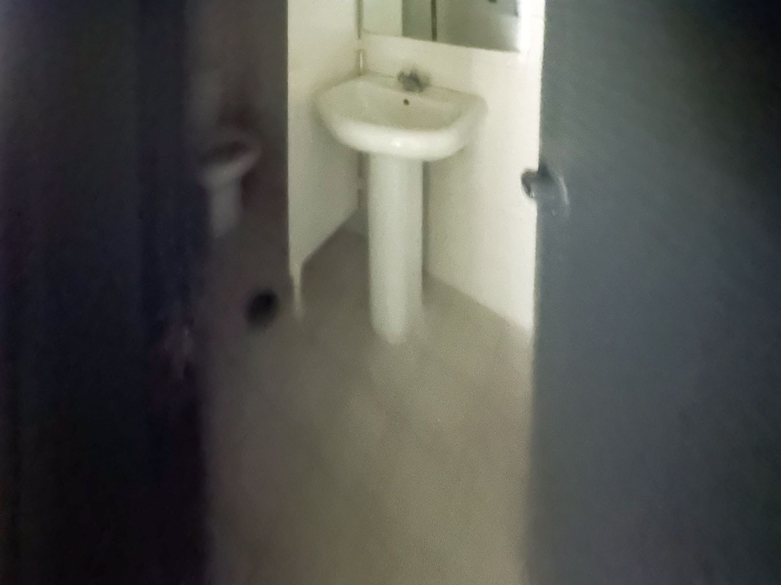 Armazém para Arrendamento em Mafamude e Vilar do Paraíso