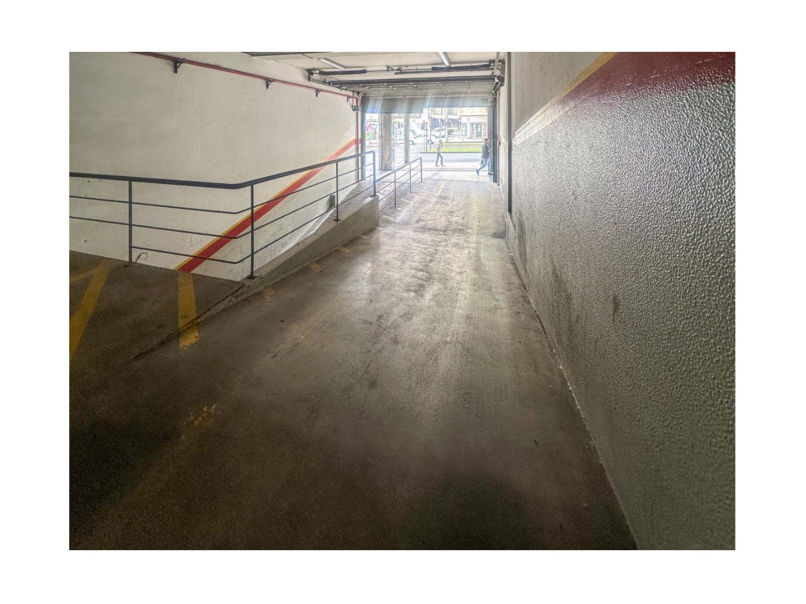 Armazém para Arrendamento em Mafamude e Vilar do Paraíso