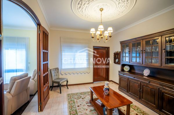 Moradia T4, para venda, em Rio Tinto Moradia T4, para venda, em Rio Tinto