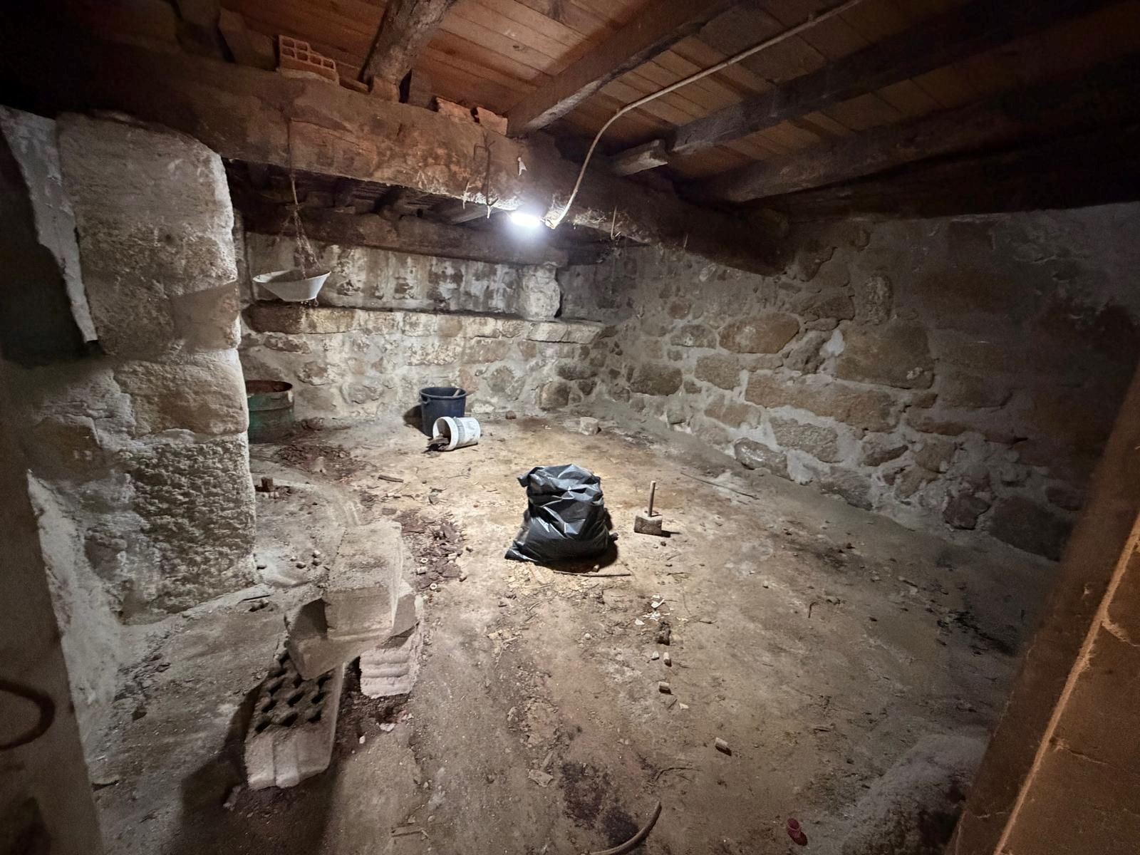 Moradia T3 para Venda em Santa Cruz do Douro e São Tomé de Covelas