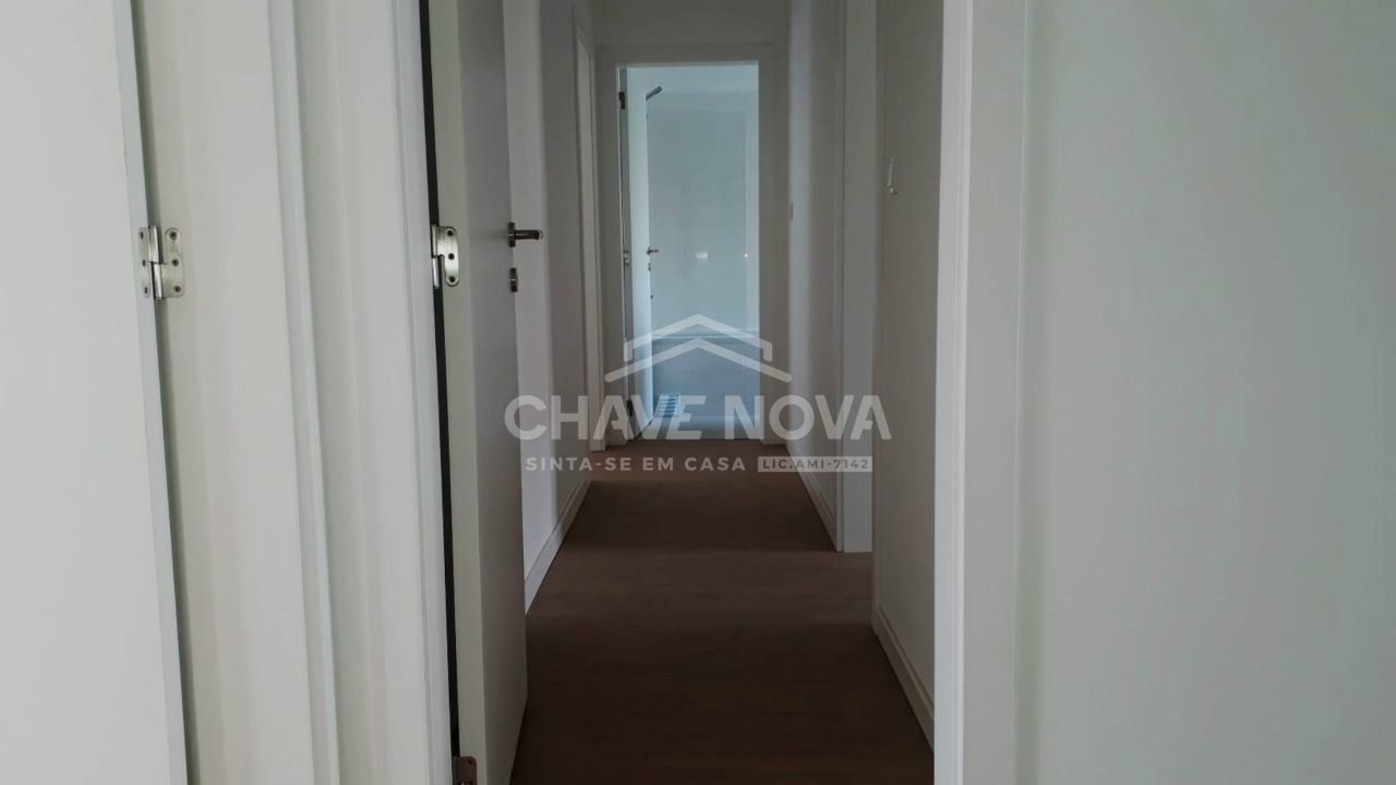 Apartamento T2 para Arrendamento em Arroios