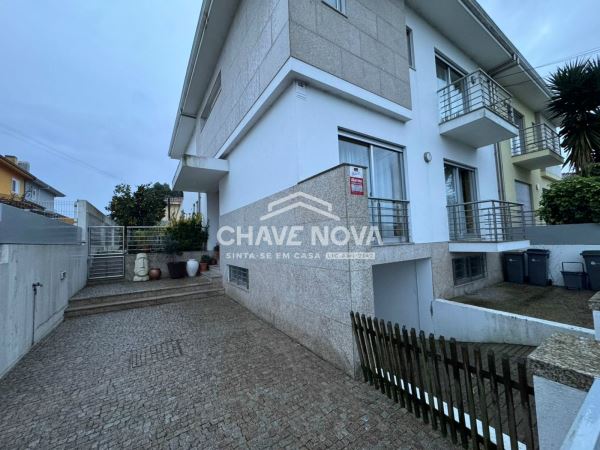 Moradia T3+1 - Maia Moradia T3+1 - Maia