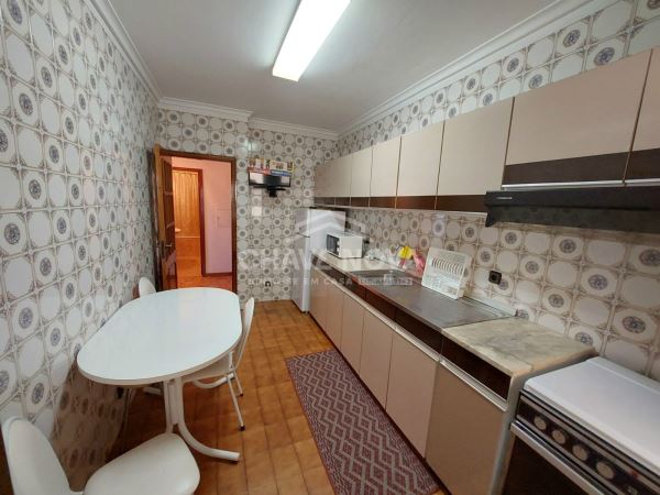 T2 com garagem junto á estação do metro santos silva T2 com garagem junto á estação do metro santos silva