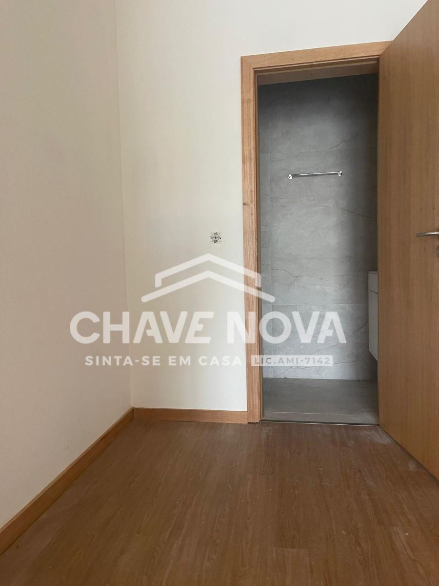 Loja para Arrendamento em São Mamede de Infesta e Senhora da Hora