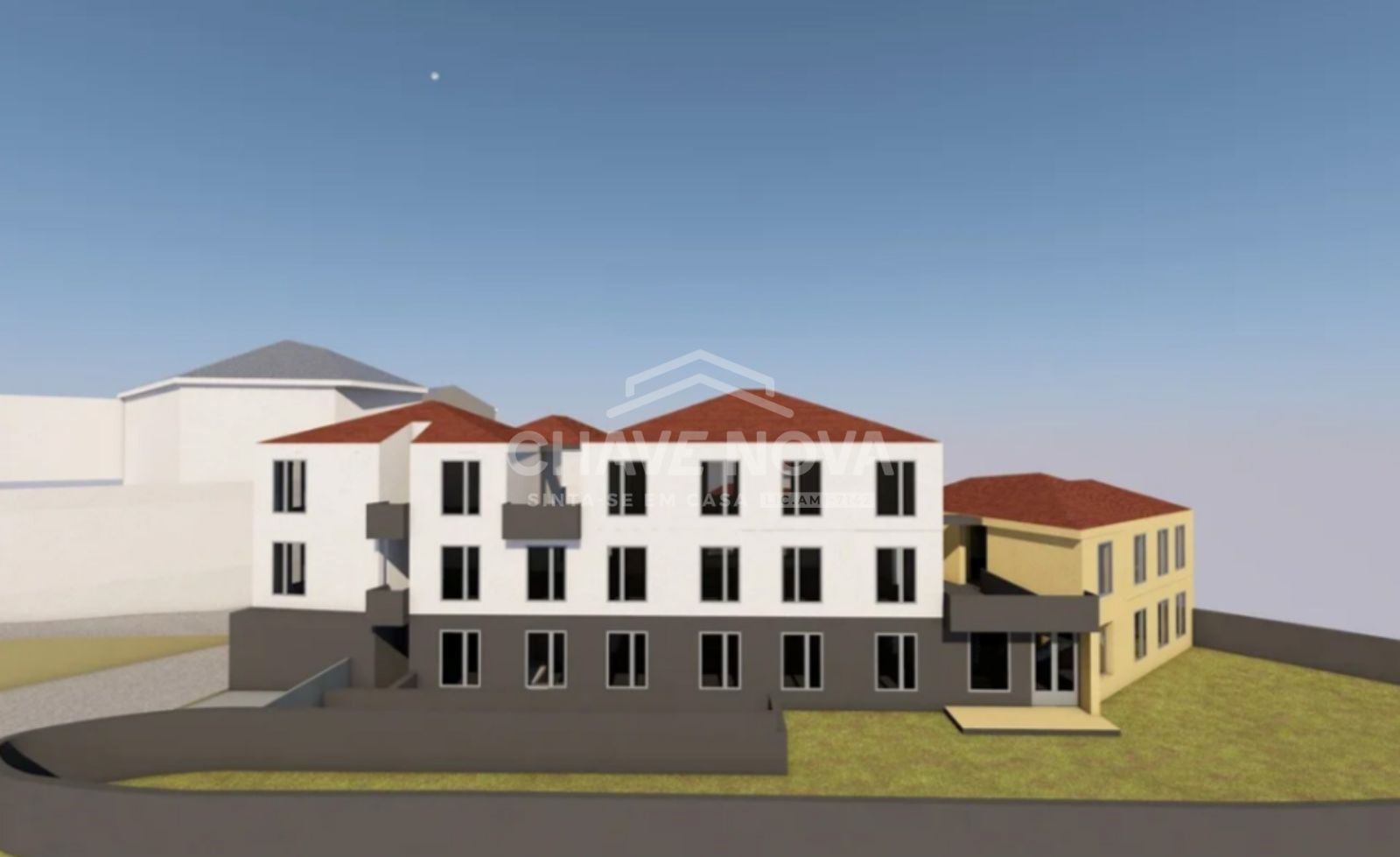 T0 Studio  a 200m Do ISCAP