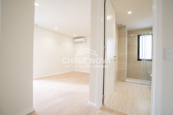 T2 novo piso 1 em Santa Marinha, Gaia