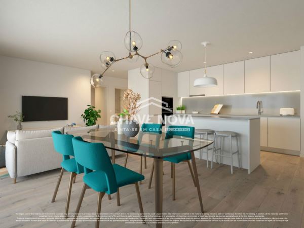 Apartamento T3 c/ Varanda e Lugar de Garagem Duplo em Oliveira do Douro 