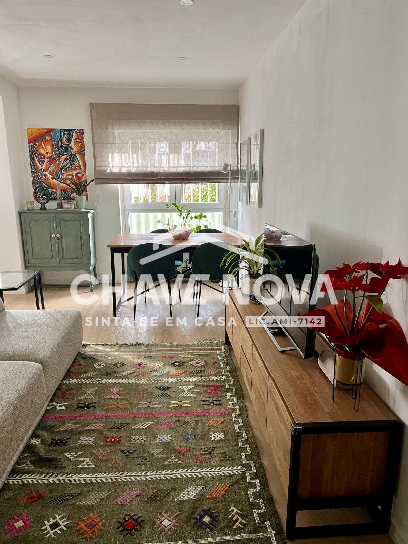 Apartamento T2 para Venda em Alfragide