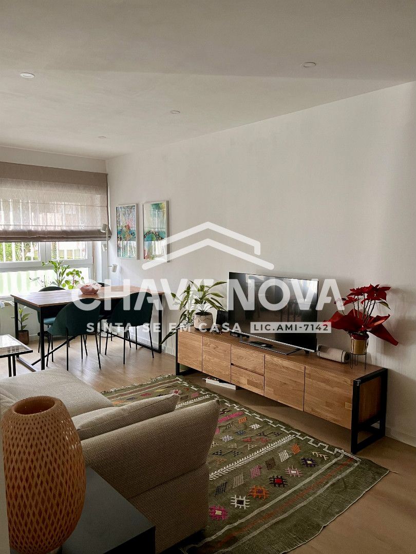 Apartamento T2 para Venda em Alfragide