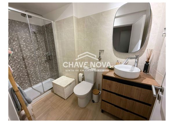 t2 remodelado em Alfragide