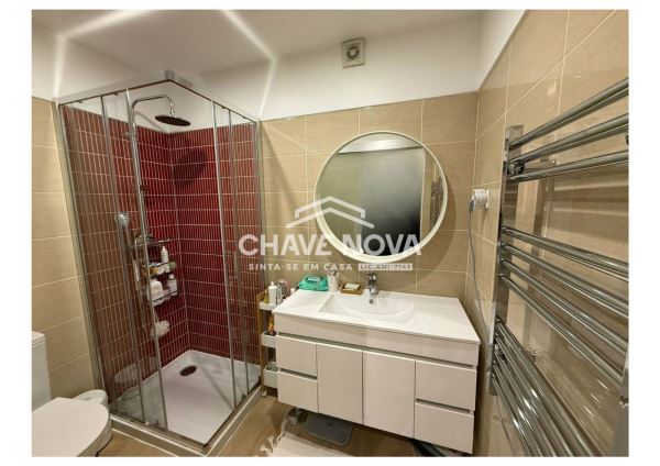 t2 remodelado em Alfragide