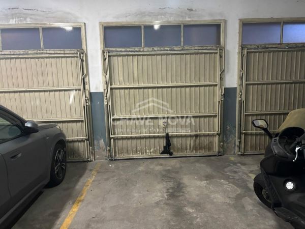 Apartamento T2 Como Novo com Lugar de Garagem - Junto ao Arrábida Shopping 