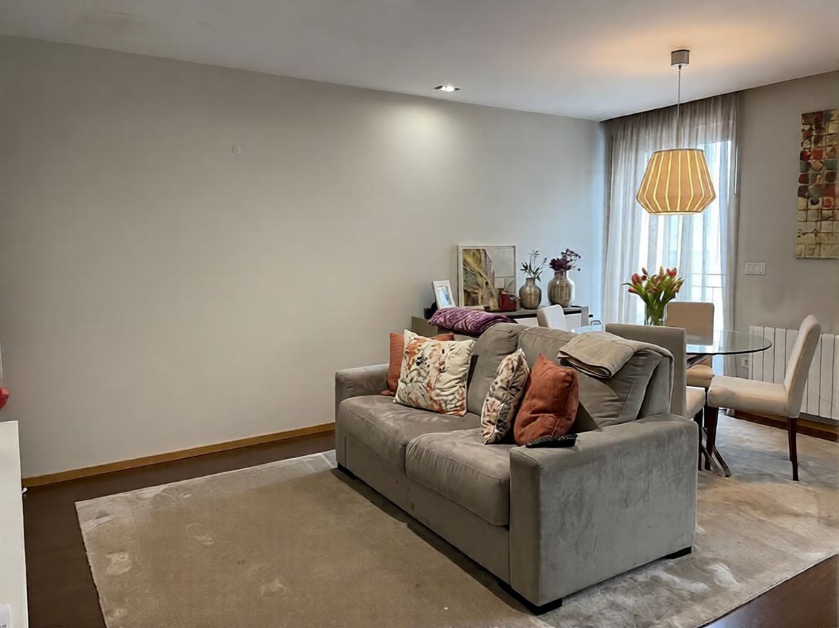 Apartamento T1 para Arrendamento em Mafamude e Vilar do Paraíso