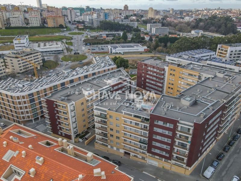 Apartamento T2 para Arrendamento em Oliveira do Douro