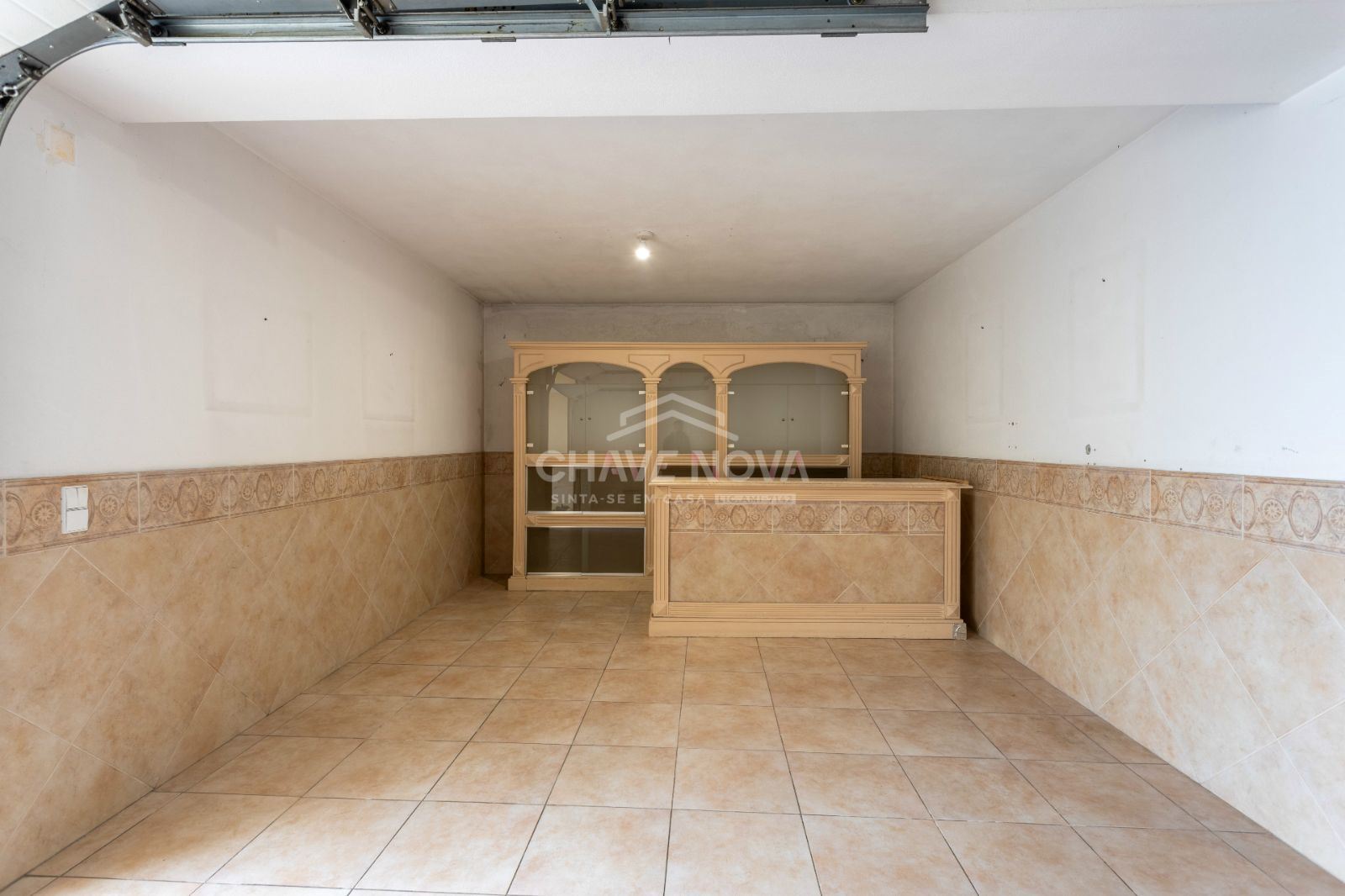 Moradia T4 para Arrendamento em Glória e Vera Cruz